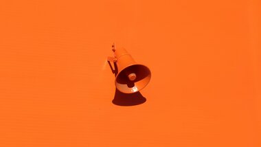 Unsplash, Orange Lautsprecher | © Unsplash