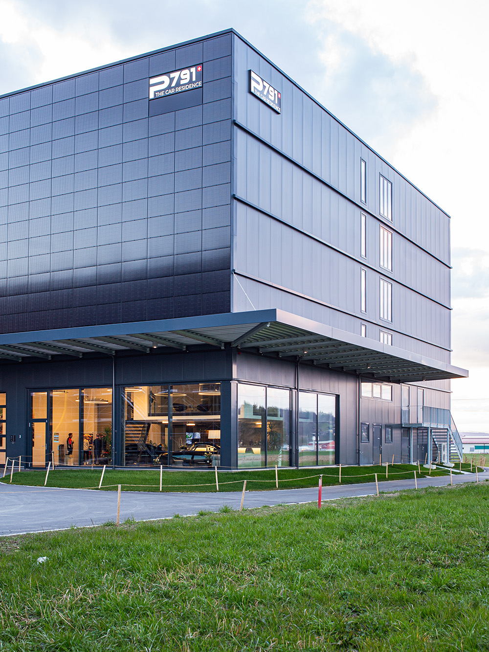 Autohotel Belp | © 3S Swiss Solar Solutions AG